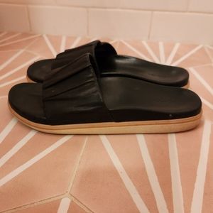 Olukai Pihapiha Black Slides Size 7